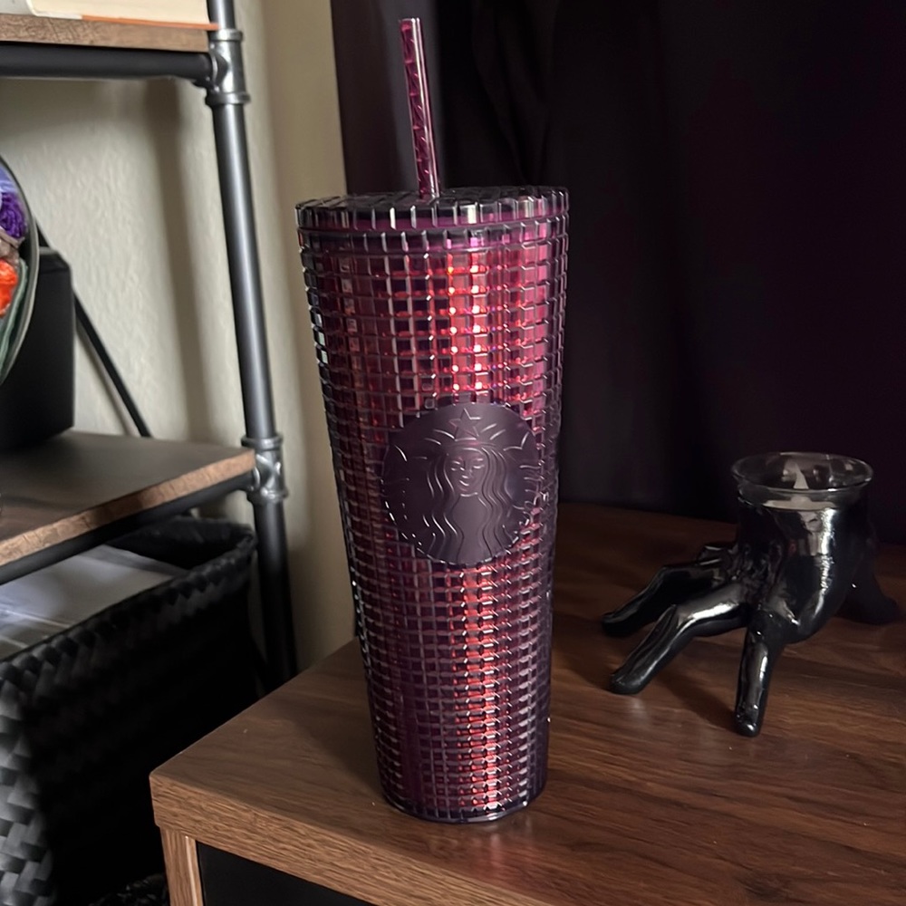 Venti Starbucks Cup